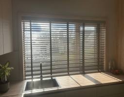 Деревянные жалюзи